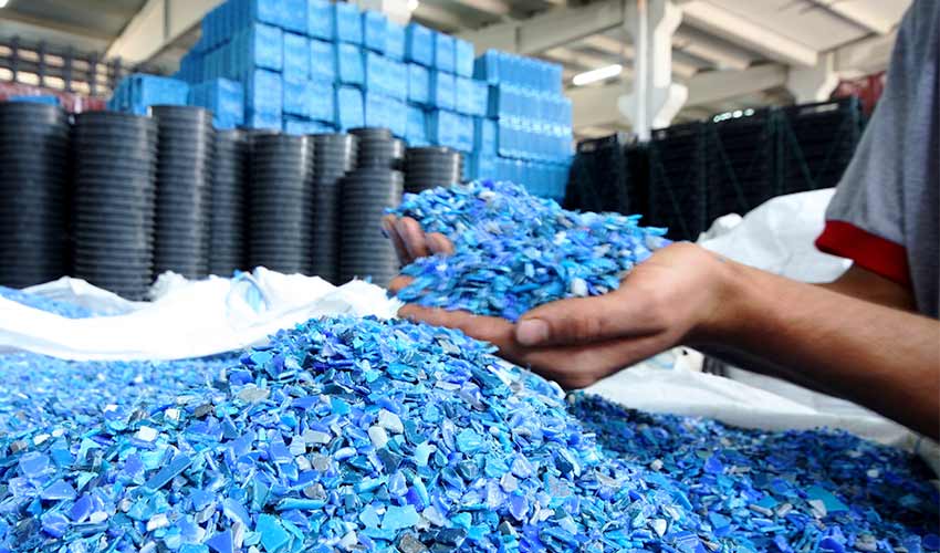 plastic resin pellets